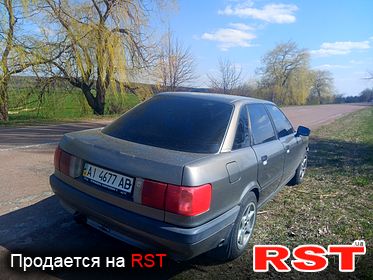 AUDI 80