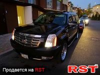 CADILLAC Escalade