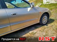 HYUNDAI Lantra