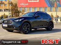 INFINITI QX70