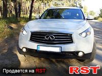 INFINITI QX70