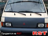 MITSUBISHI L300