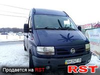 NISSAN Interstar