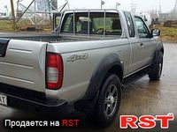NISSAN NP300