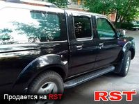 NISSAN NP300