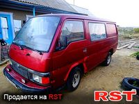 NISSAN Urvan