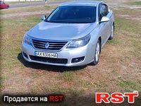 RENAULT Latitude