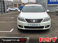 RENAULT Latitude