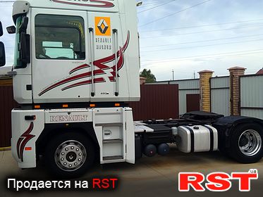 RENAULT Magnum