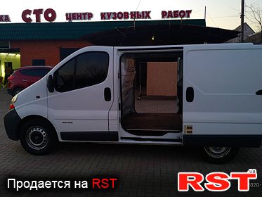 RENAULT Trafic