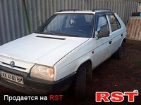 SKODA Favorit