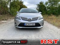 TOYOTA Avensis