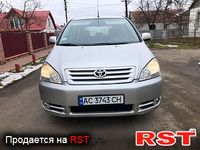 TOYOTA Avensis Verso