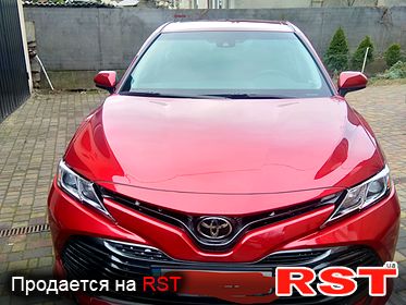 TOYOTA Camry