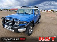 TOYOTA FJ Cruiser