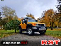 TOYOTA FJ Cruiser