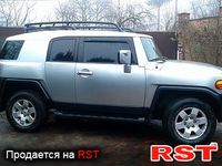 TOYOTA FJ Cruiser