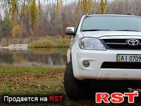 TOYOTA Fortuner
