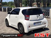 TOYOTA IQ