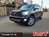 TOYOTA Sequoia