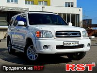 TOYOTA Sequoia