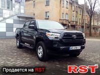 TOYOTA Tacoma