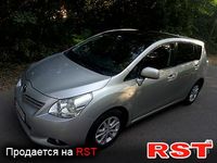 TOYOTA Verso