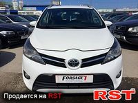 TOYOTA Verso