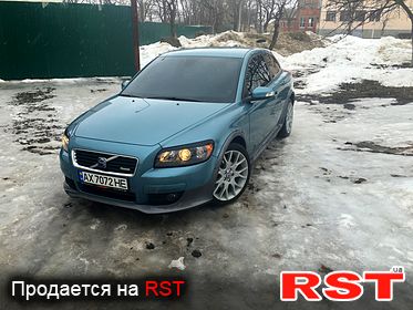 VOLVO C30